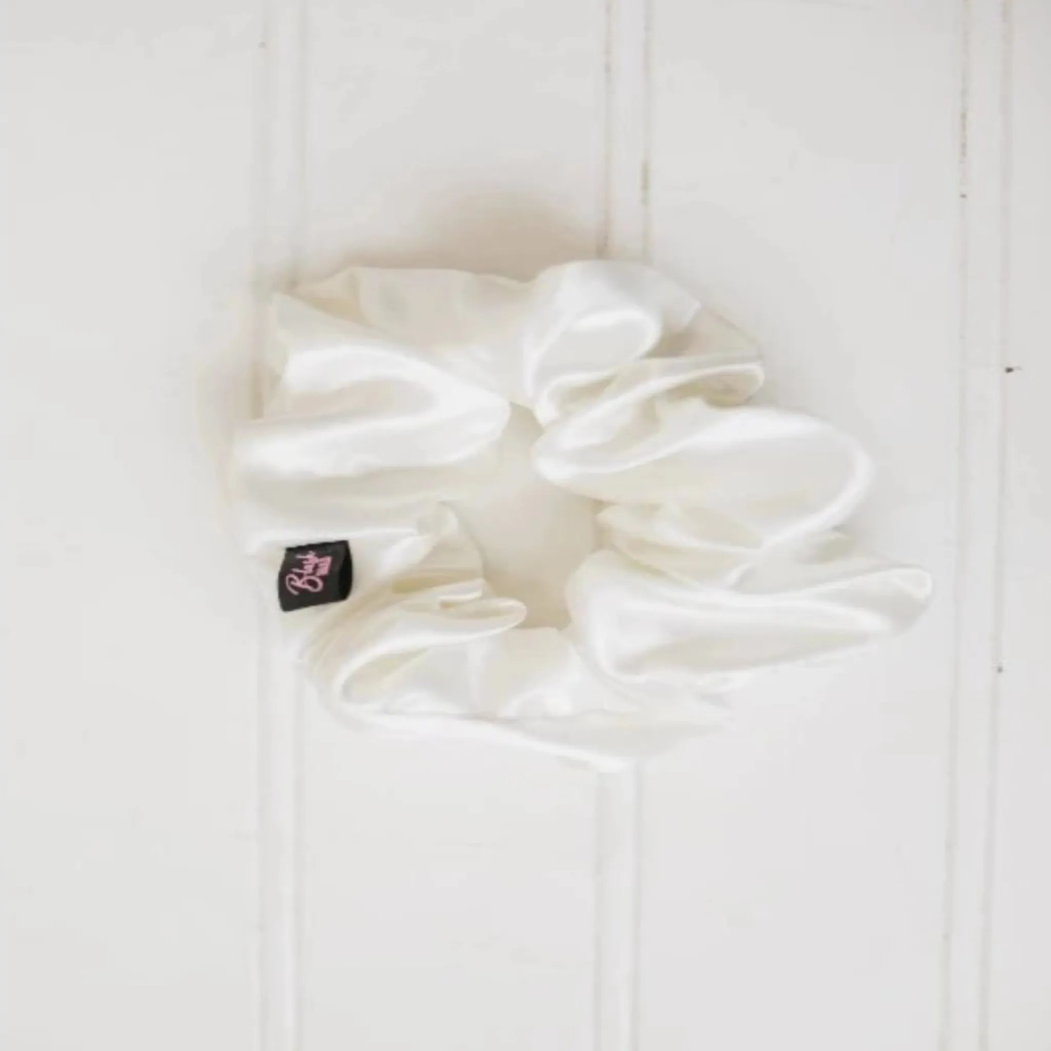 100% Pure Mulberry Silk Classic Scrunchie (4cm) - Pearl