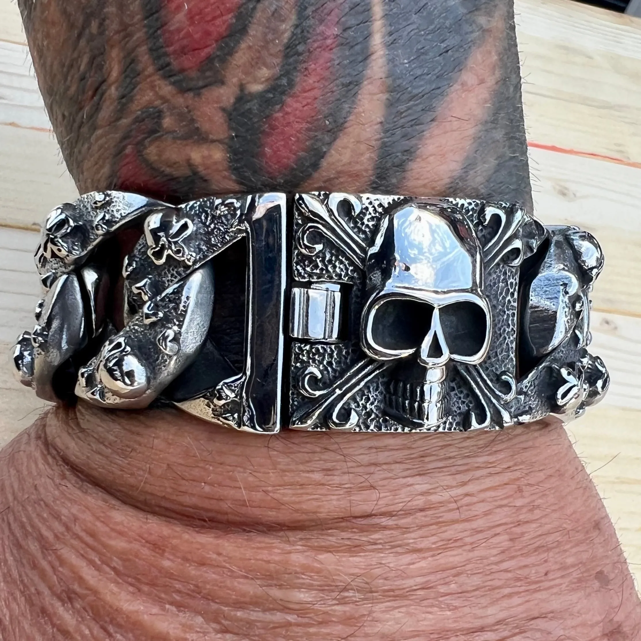 Bagger Bracelet - Skull & Crossbones - Silver - 1.25" Wide - The Classic - B50