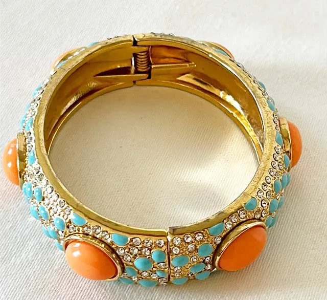 Beautiful preloved designer style bangle bracelet.