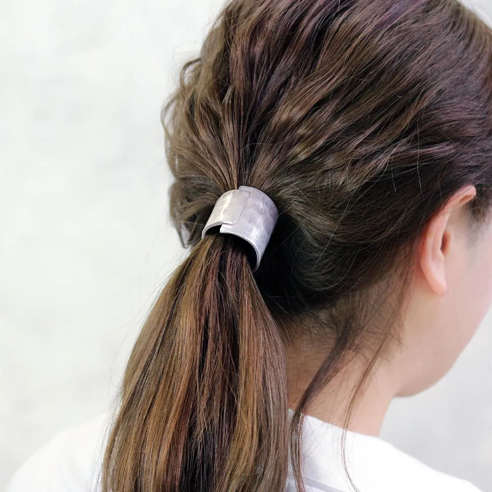 Bold Metal Ponytail Ring Holder