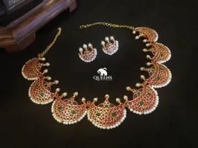 CHANDHRAMUKHI NECKLACE