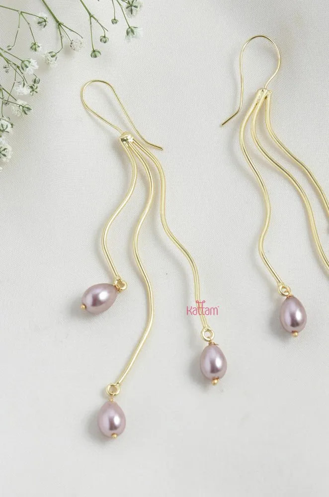 Contemporary Drop Pearl Hook Earring