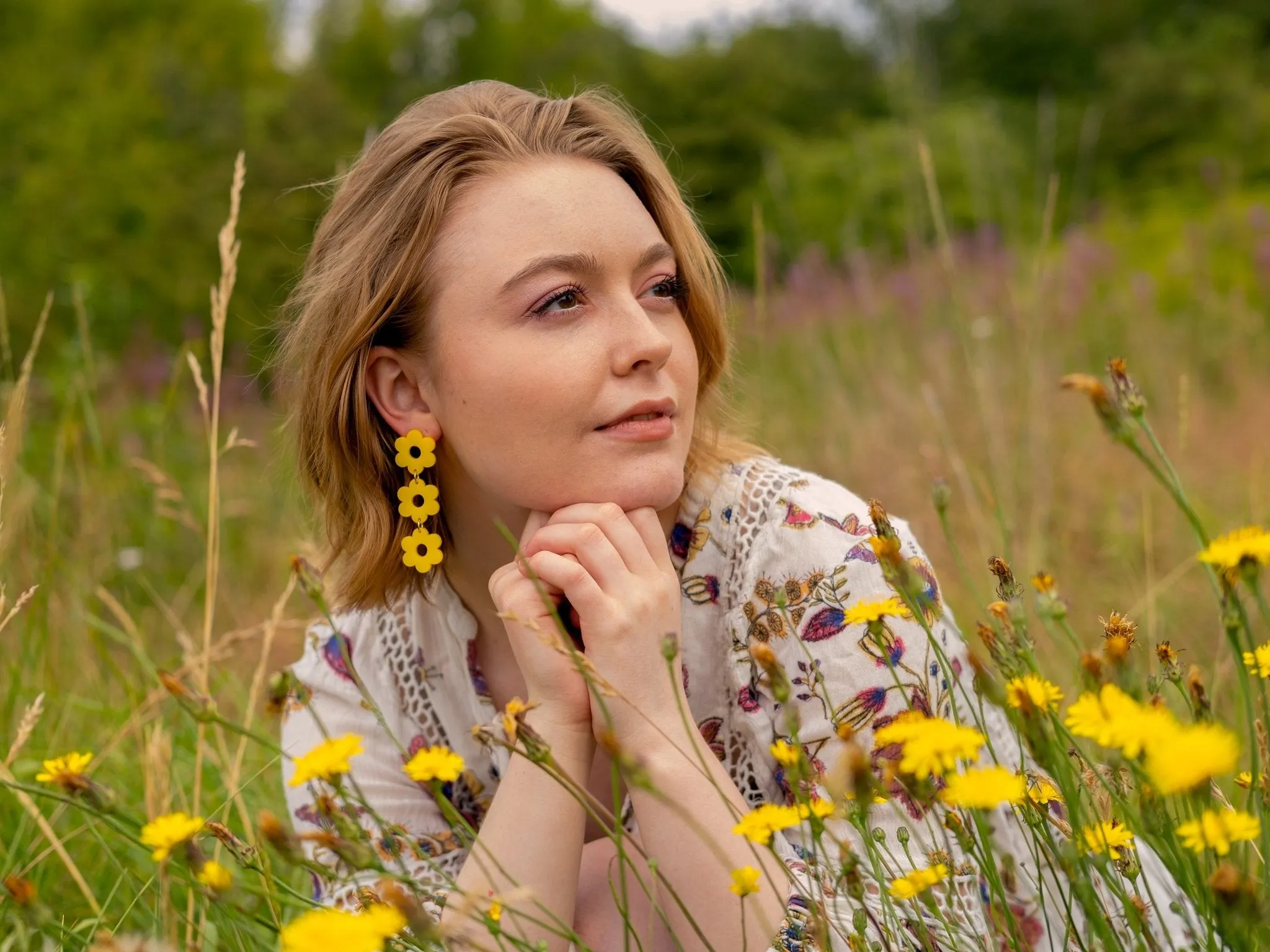 Daisy Chain Retro Earrings in Marigold