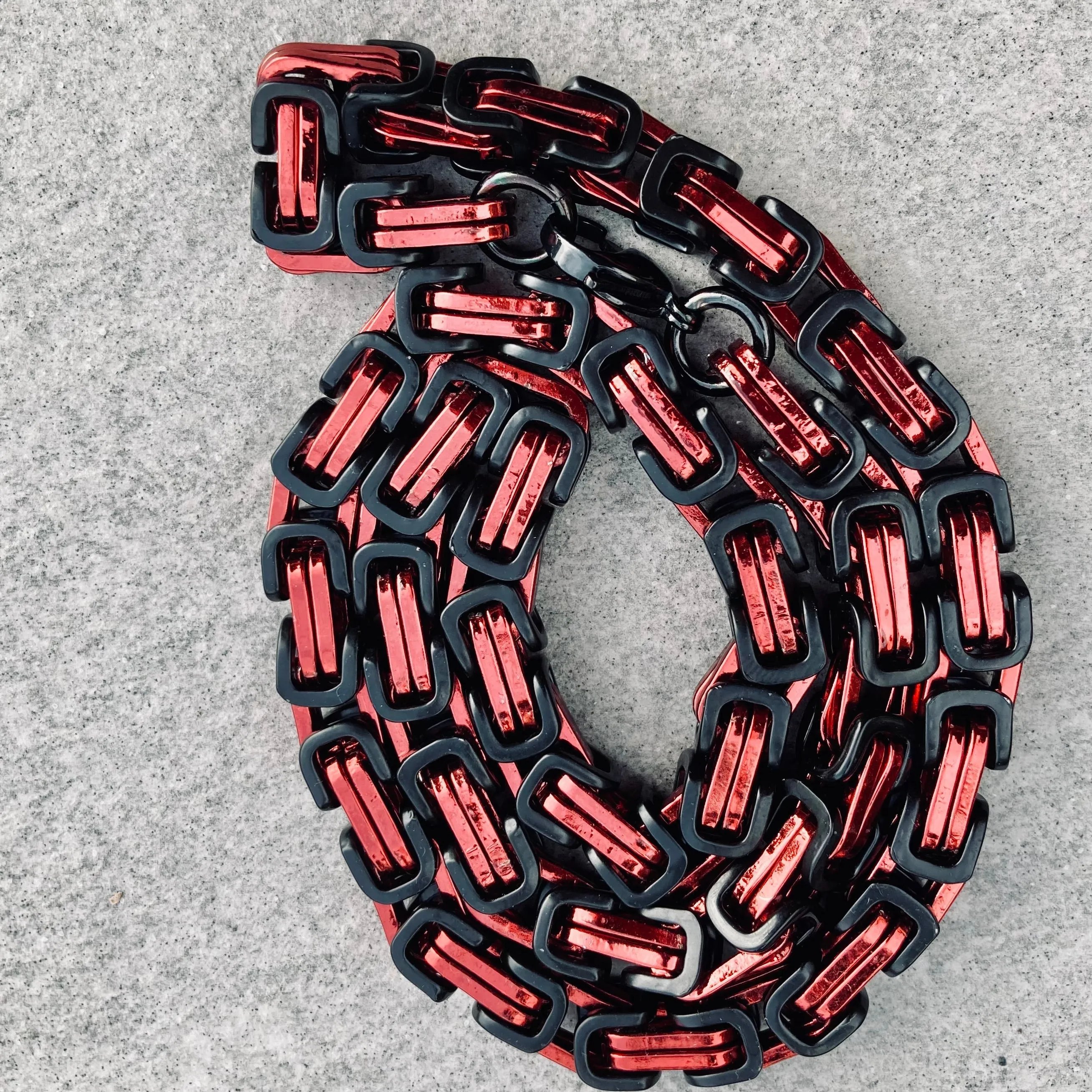 Daytona Necklace - Red & Black - Deluxe - 1/4 inch wide