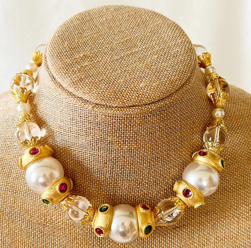 Fabulous statement 80s vintage necklace.