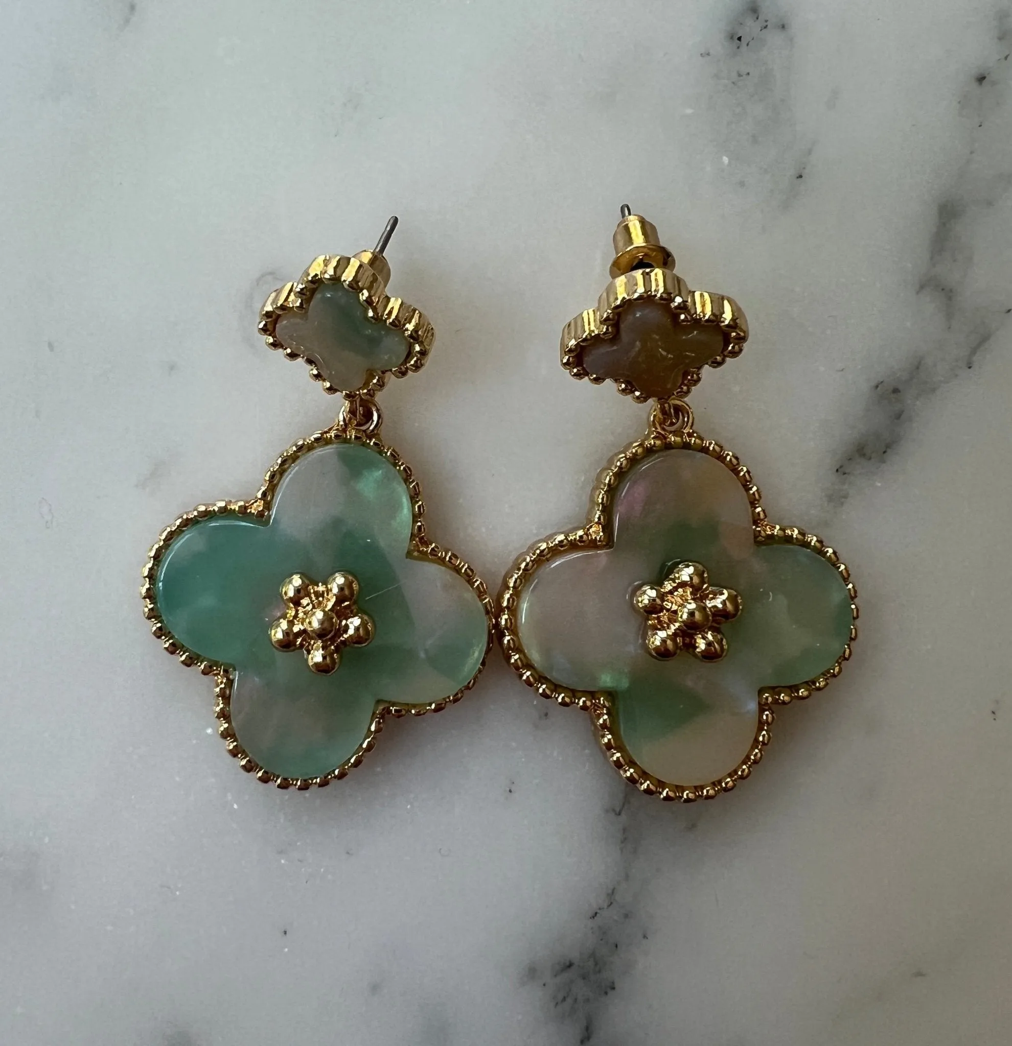 Flower gold drop earrings