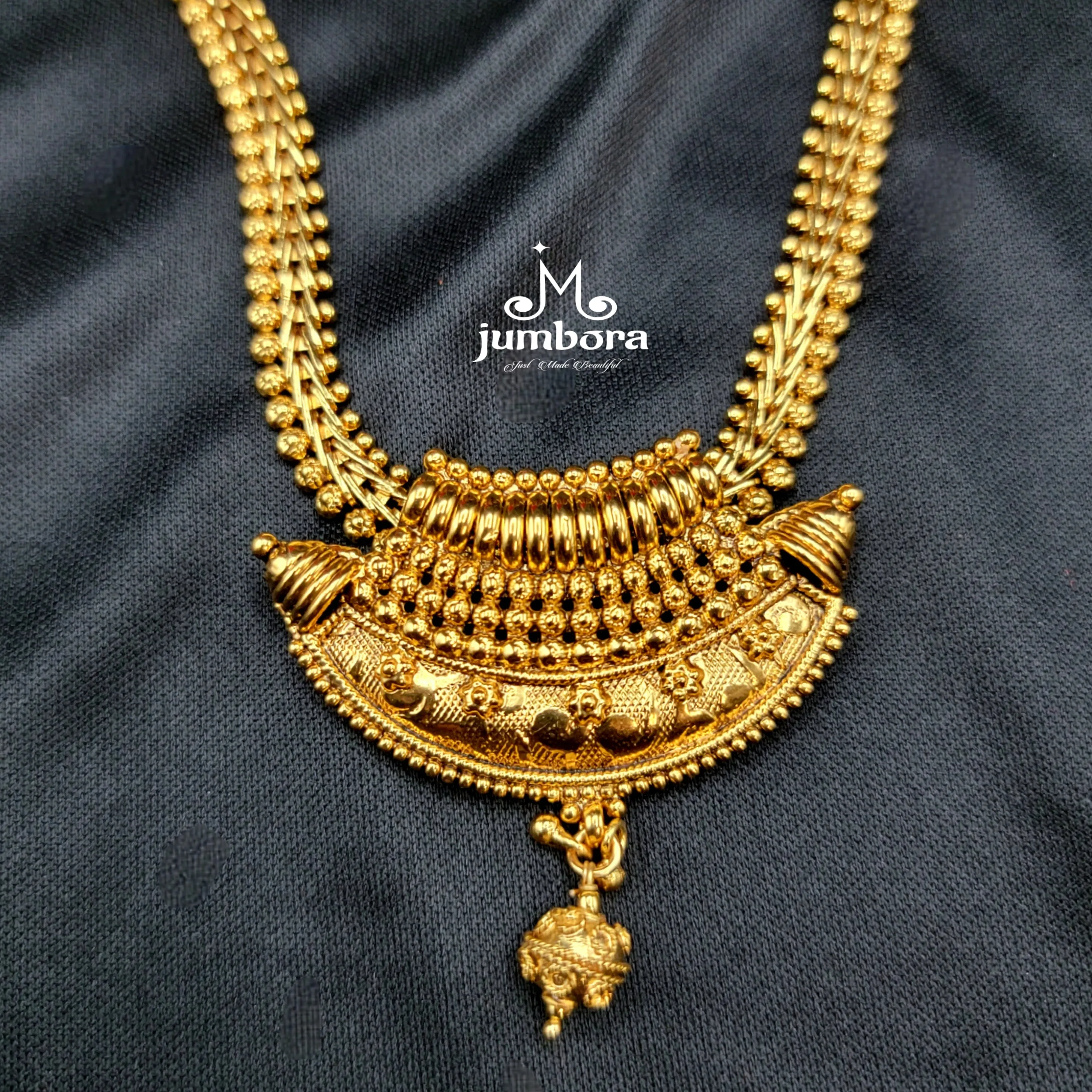 Gold Alike Antique Necklace Set