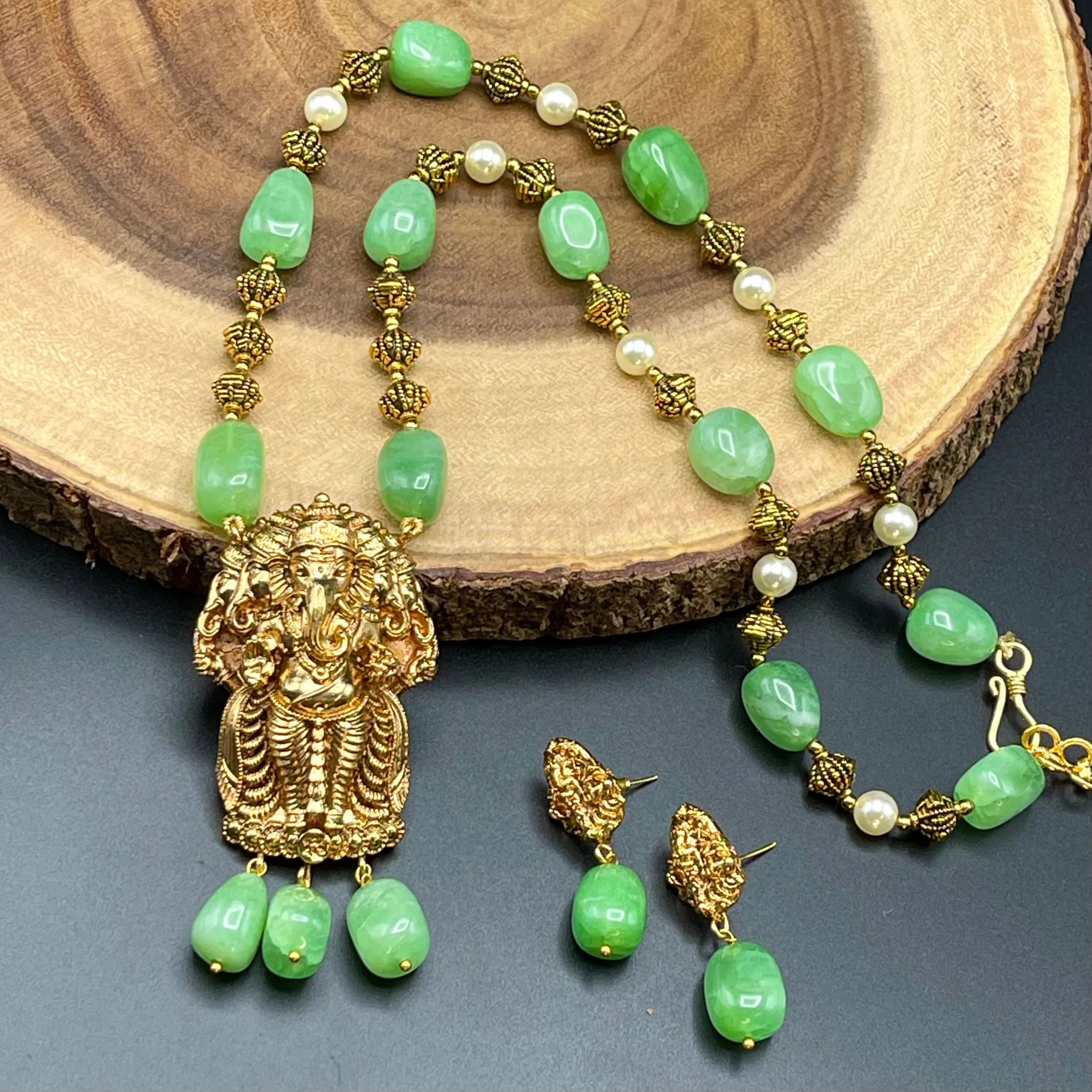 Handmade Panchamukha Ganesha Green Agate Beads Mala Necklace Set