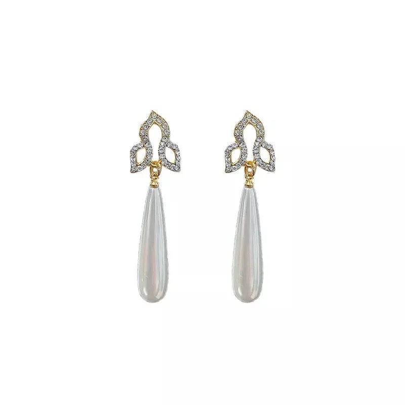 MEILANI FAUX PEARL DROP EARRINGS