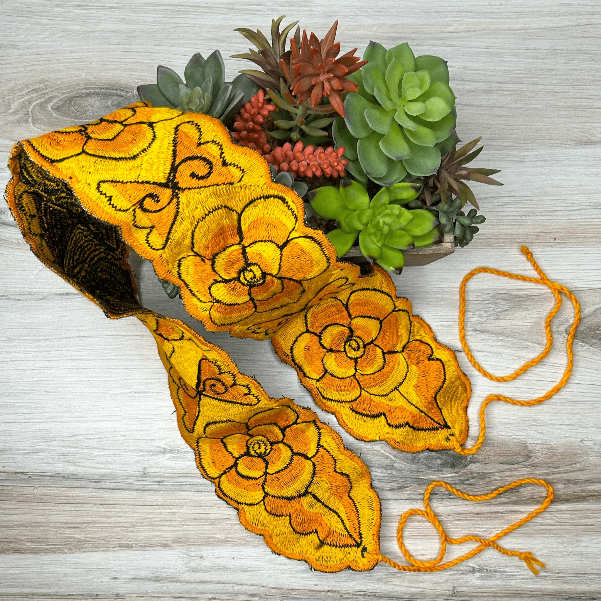 Mexican Embroidered Belt - Zinnia Two Tone