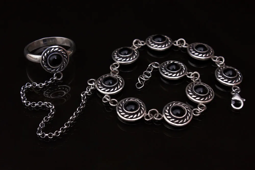 Sterling silver ring-chain bracelet “Eva” with black onyx