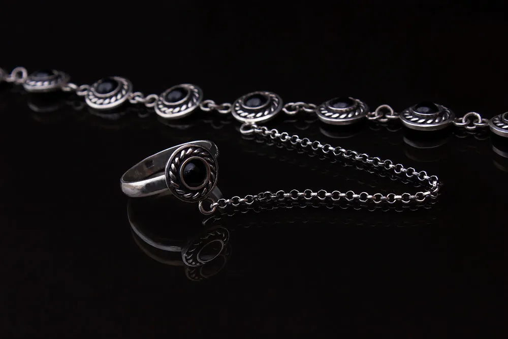 Sterling silver ring-chain bracelet “Eva” with black onyx