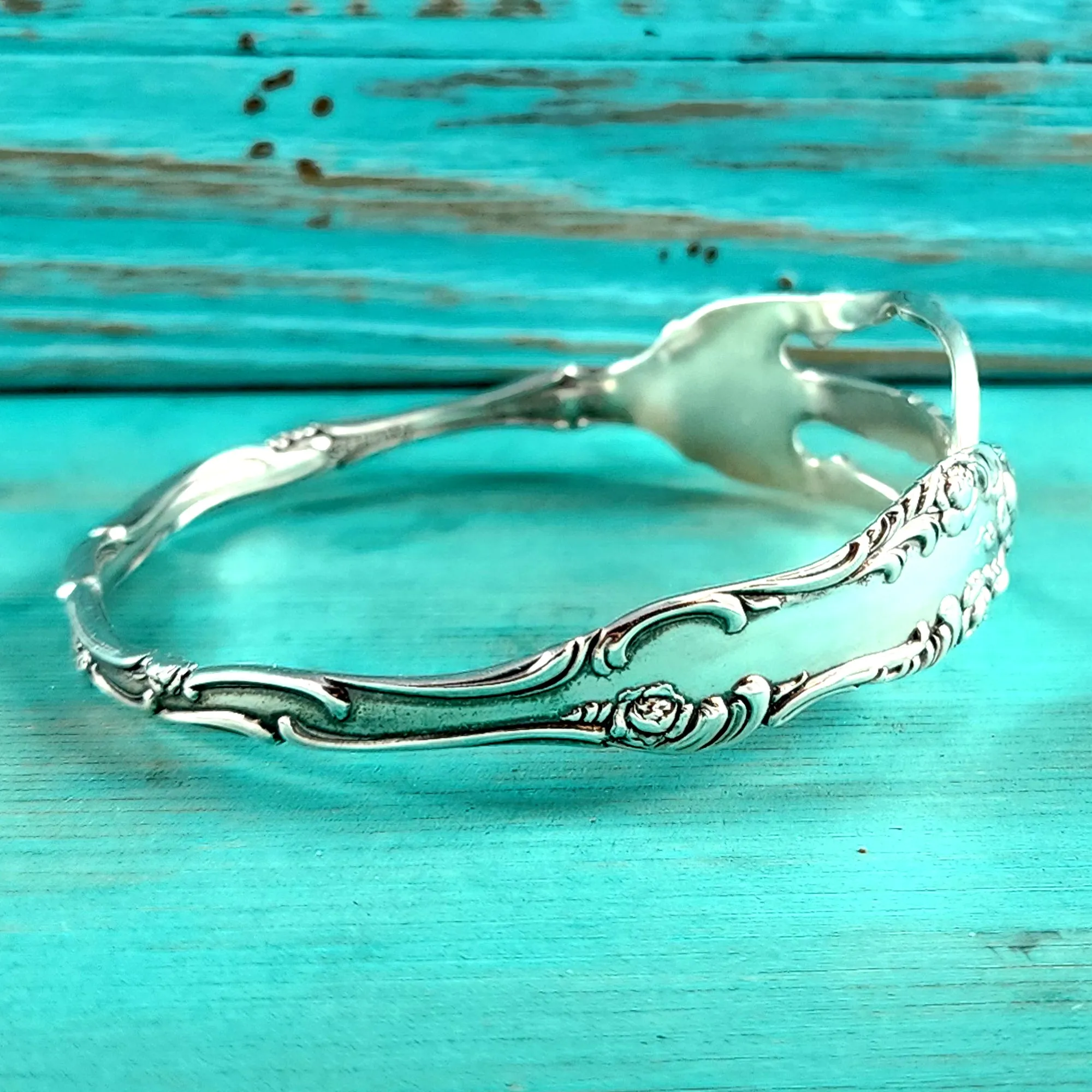 Sterling Silver Towle Old English Lettuce Serving Fork Bangle Bracelet