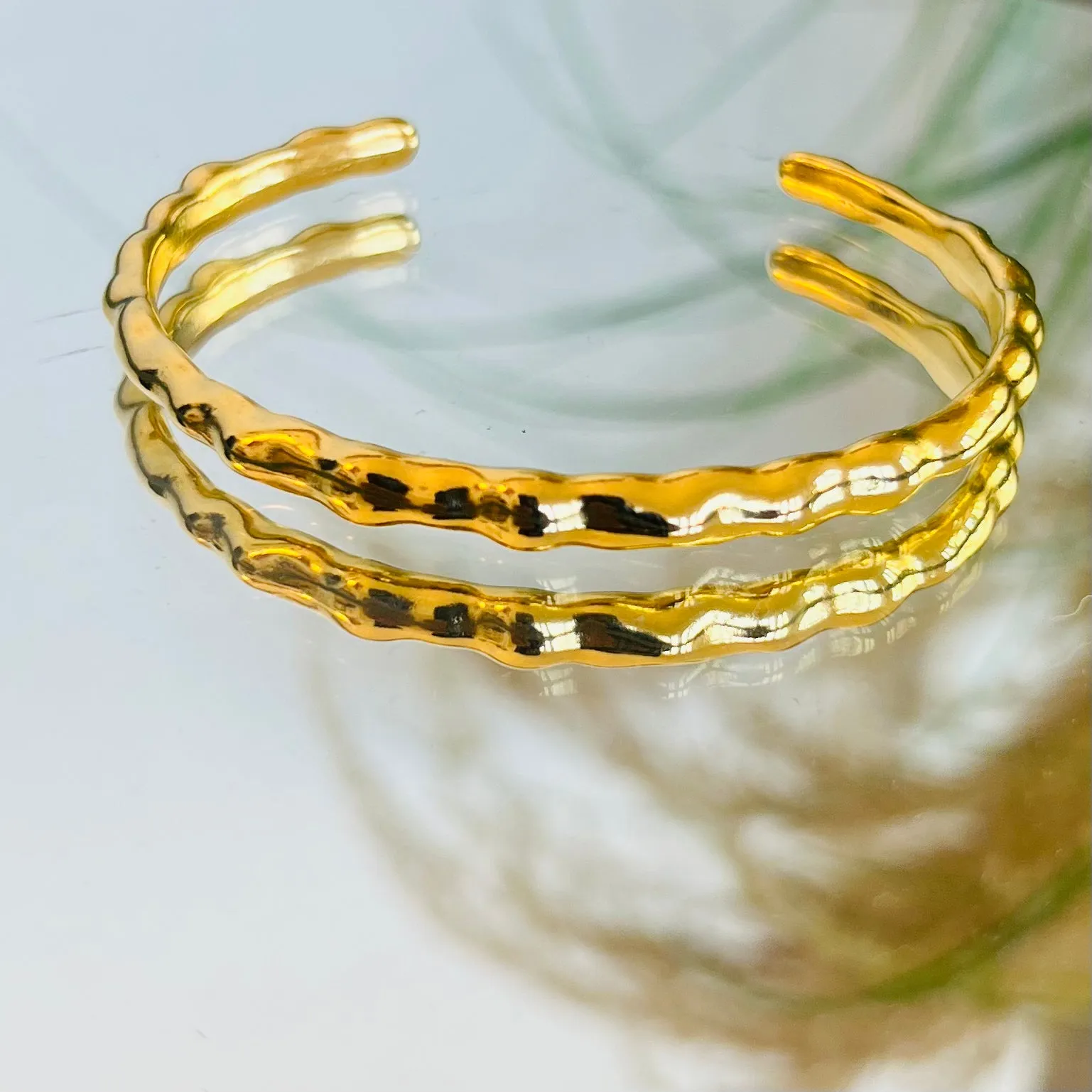 Topanga Textured Bangle